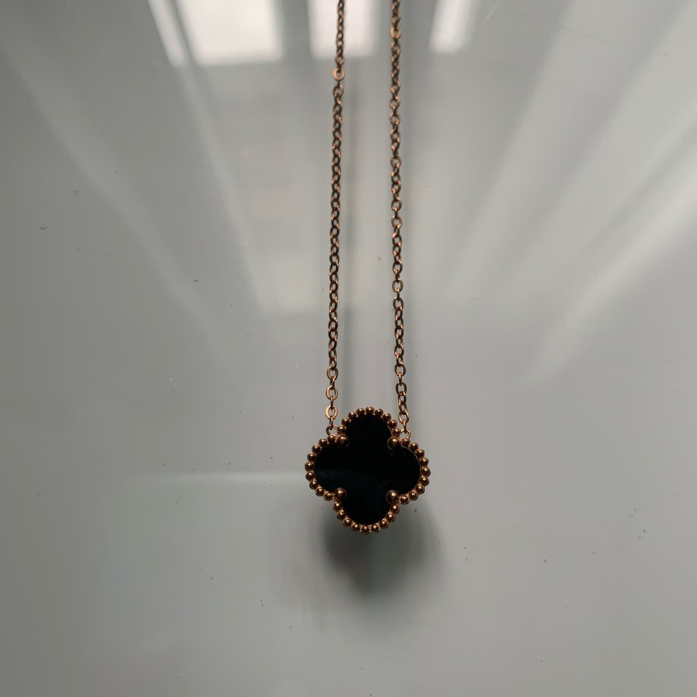 Clover Necklace